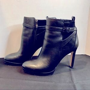 Antonio Melani black heeled booties size 6.5